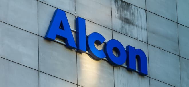 Alcon Stock Surges 9% Following Q1 Results