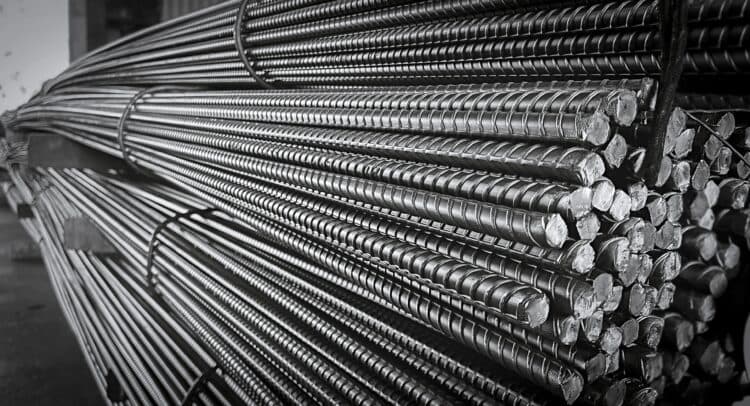 Commercial Metals Posts Mixed Q3 as Earnings Miss, but Margin Trends Improve