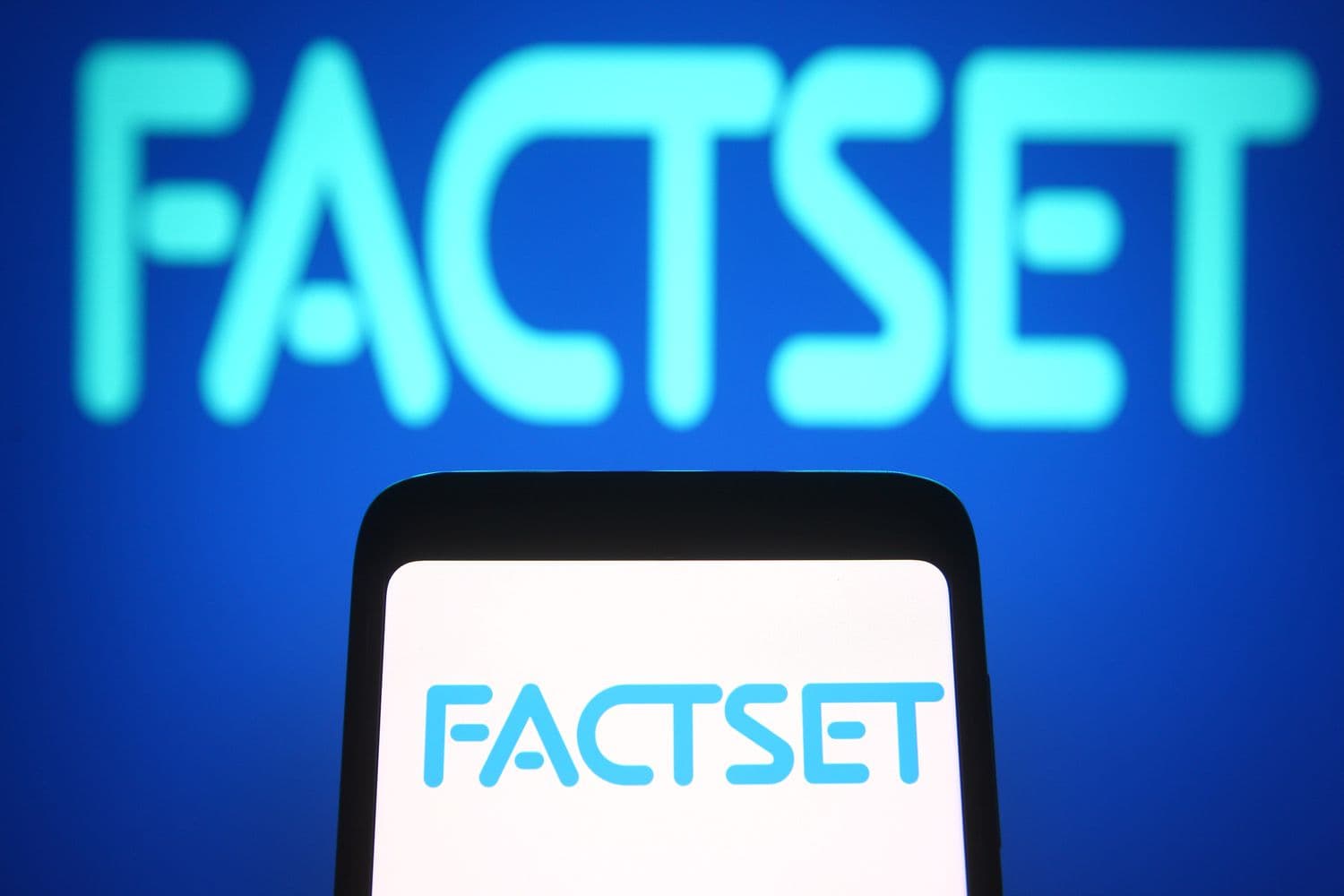 FactSet Misses Q3 Earnings Despite Solid Revenue Growth and Reaffirmed Outlook