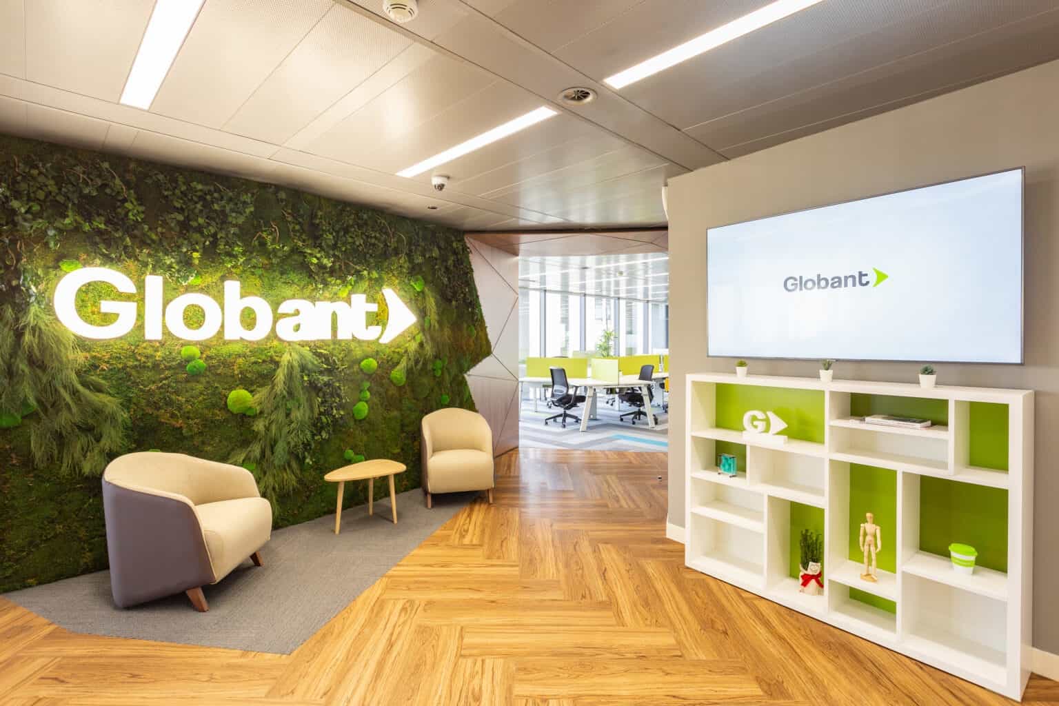 Globant Shares Slide 14% On Disappointing Guidance Despite Q2 Beat